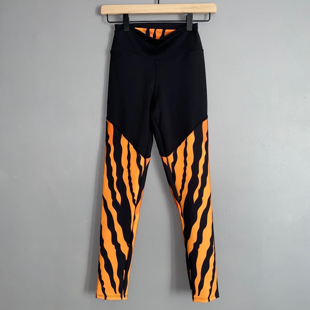 GYMLEGGS Tiger Print Compression Workout Leggings Small